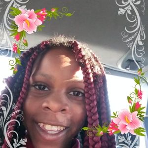 Meet your Posher, Takia